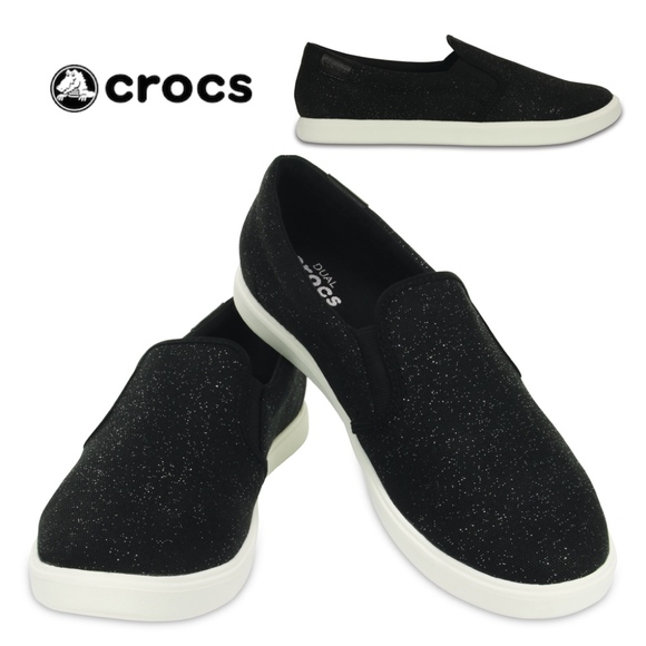 womens black flat sneakers